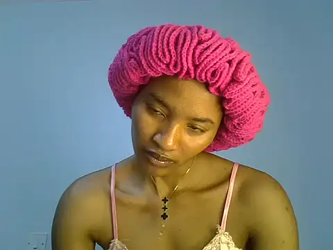 Snapshot of cute-alexis chatting on 23, 11, 2025 cute-alexis online show from 23, 11, 2025