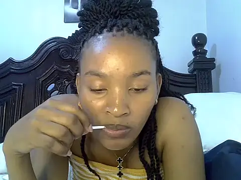 Snapshot of cute-alexis chatting on 17, 12, 2025 cute-alexis online show from 17, 12, 2025