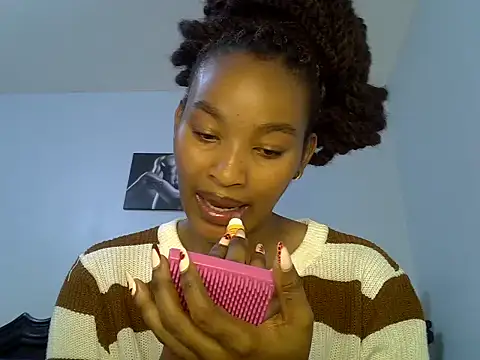 cute-alexis online show from 24, 5, 2026