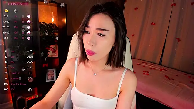 sensualily online show from 27, 2, 2026