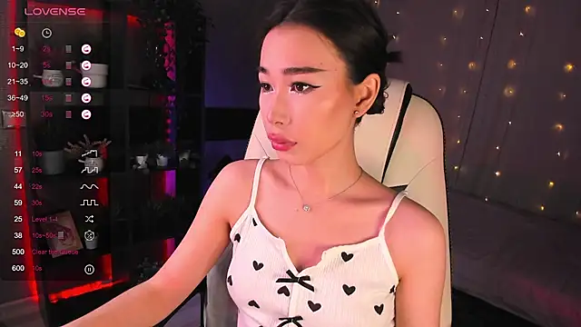 sensualily online show from 8, 11, 2025