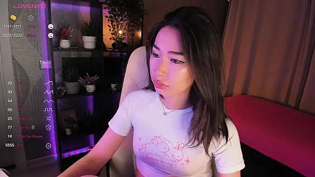 sensualily online show from 17, 9, 2025