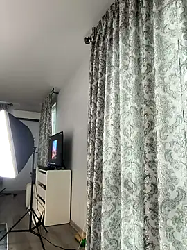 -RIVIERA- online show from 18, 11, 2025