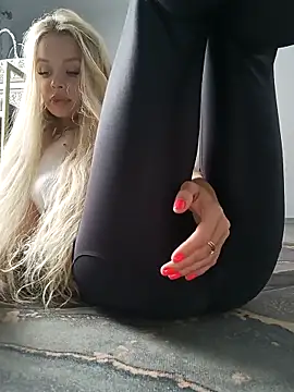 -RIVIERA- online show from 15, 9, 2025