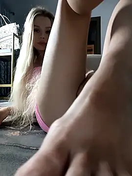 -RIVIERA- online show from 12, 9, 2025