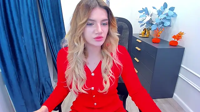 SelenaeMoore online show from 17, 10, 2025