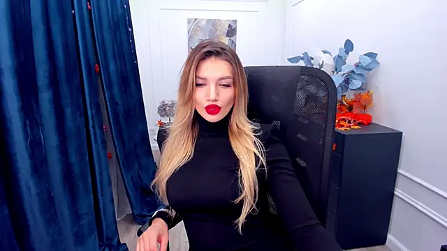 SelenaeMoore online show from 26, 10, 2025