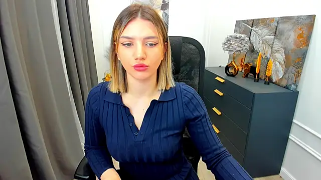 SelenaeMoore online show from 26, 3, 2026