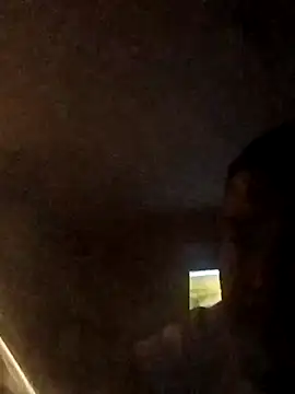 Snapshot of AcousticFuzz8 chatting on 2, 11, 2025 AcousticFuzz8 online show from 2, 11, 2025