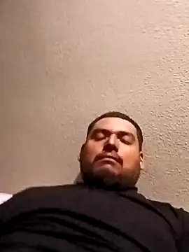 Snapshot of AcousticFuzz8 chatting on 17, 10, 2025 AcousticFuzz8 online show from 17, 10, 2025