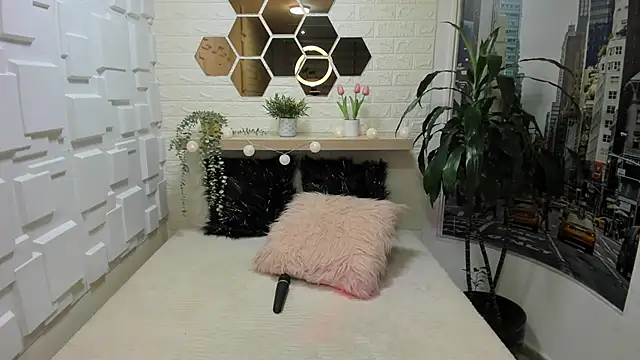 Esteff  o2 online show from 1, 2, 2025