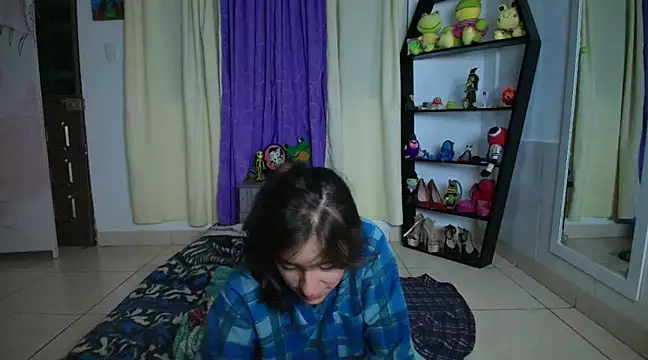 Violeta Arnau online show from 12, 2, 2025