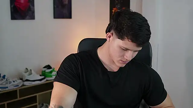 Hazzan Velez online show from 1, 10, 2025