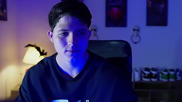 Hazzan Velez online show from 4, 11, 2025