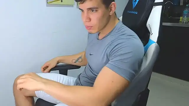 Ethanstill1 online show from 4, 2, 2025