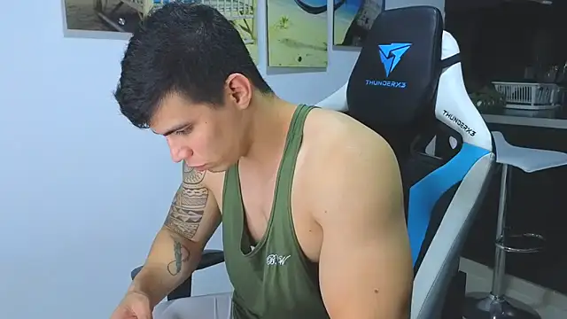 Ethanstill1 online show from 14, 2, 2025