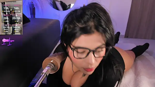 Snapshot of Danna_adams01 chatting on 27, 5, 2026 Danna adams01 online show from 27, 5, 2026