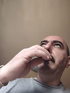 Maryo0001 online show from 9, 2, 2026