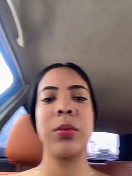 NAUGHTY LITTLE 18 online show from 28, 10, 2025