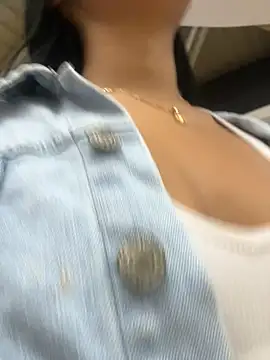 NAUGHTY LITTLE 18 online show from 23, 9, 2025