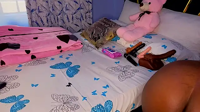 Cherriikenzie online show from 14, 5, 2026