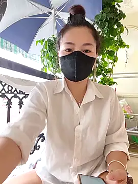 lyna bl online show from 11, 10, 2025