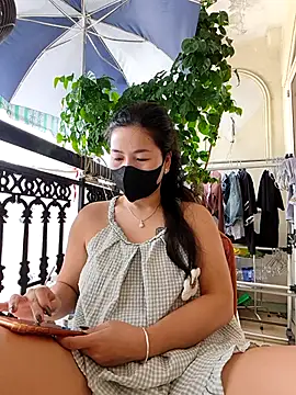 lyna bl online show from 23, 10, 2025