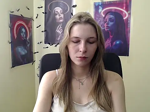 StrangerGi online show from 4, 4, 2026