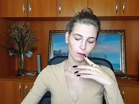 StrangerGi online show from 24, 9, 2025