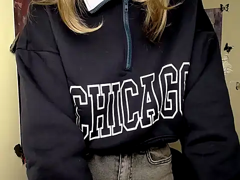 StrangerGi online show from 28, 9, 2025