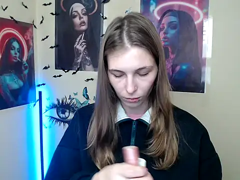 StrangerGi online show from 28, 10, 2025