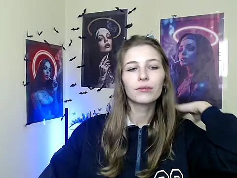 StrangerGi online show from 5, 11, 2025