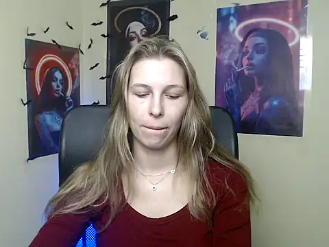 StrangerGi online show from 27, 5, 2026