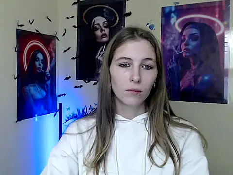 StrangerGi online show from 4, 11, 2025