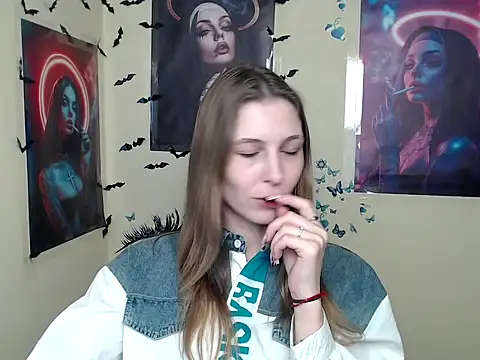 StrangerGi online show from 7, 3, 2025