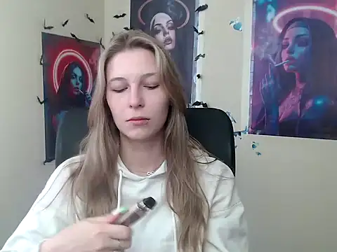 StrangerGi online show from 9, 5, 2026