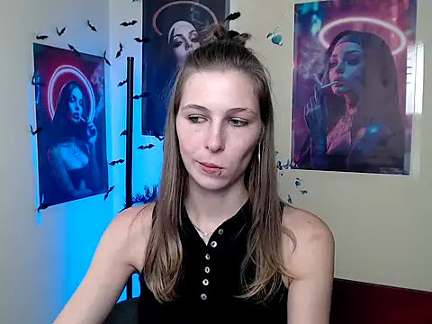 StrangerGi online show from 19, 9, 2025