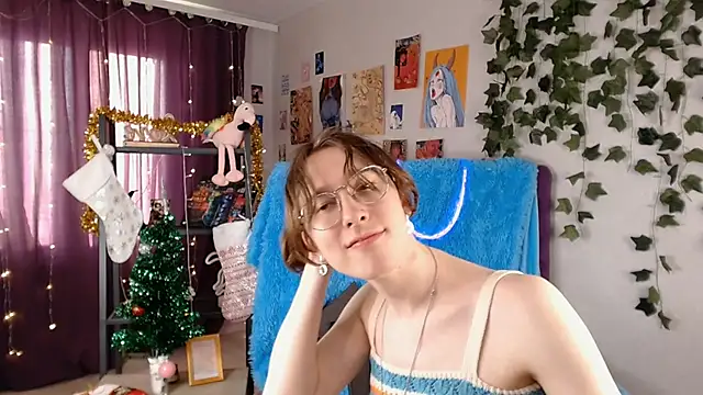 Hermione Reid online show from 12, 1, 2025