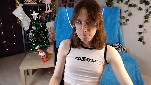 Hermione Reid online show from 8, 1, 2025