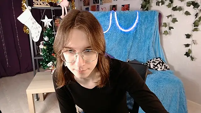 Hermione Reid online show from 9, 1, 2025