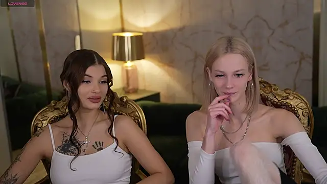 Lucy And Elza Fantasy online show from 27, 11, 2025