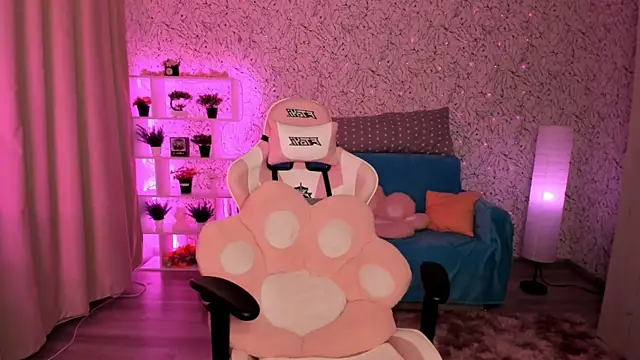 luna cross online show from 23, 2, 2025