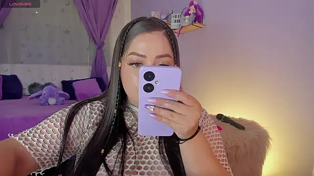 dennisbonnet  online show from 16, 1, 2025