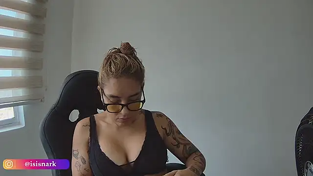 Isis69  online show from 15, 4, 2026