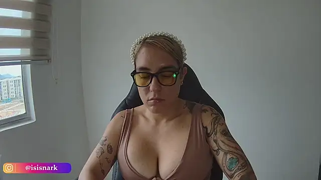 Isis69  online show from 8, 4, 2026