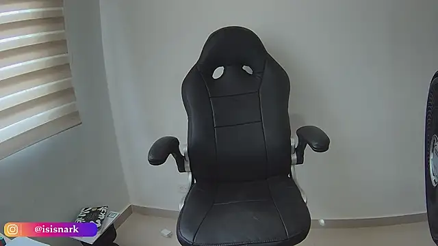 Isis69  online show from 7, 4, 2026