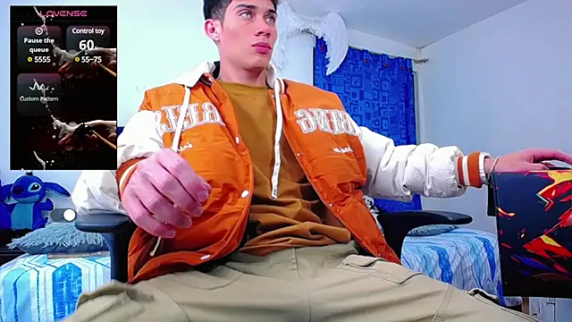 thiagomurphyy online show from 28, 2, 2025