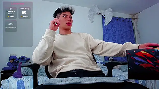 thiagomurphyy online show from 20, 3, 2025