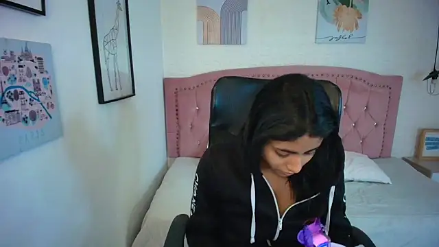 shaneelle online show from 20, 12, 2025