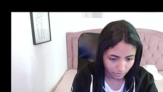 shaneelle online show from 6, 11, 2025